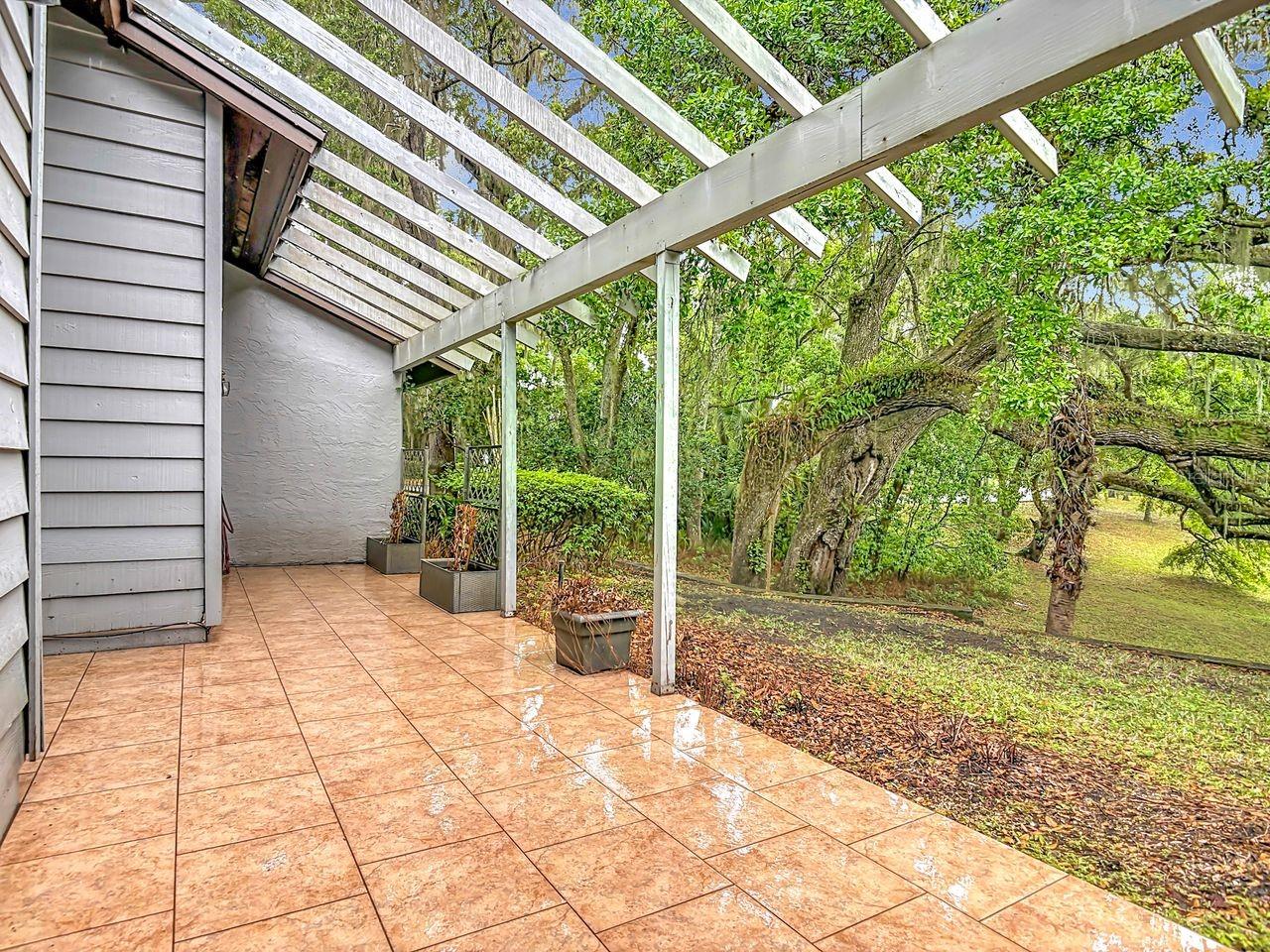 902 VILLAGE GREEN RD #2, DELAND, FL, 32720