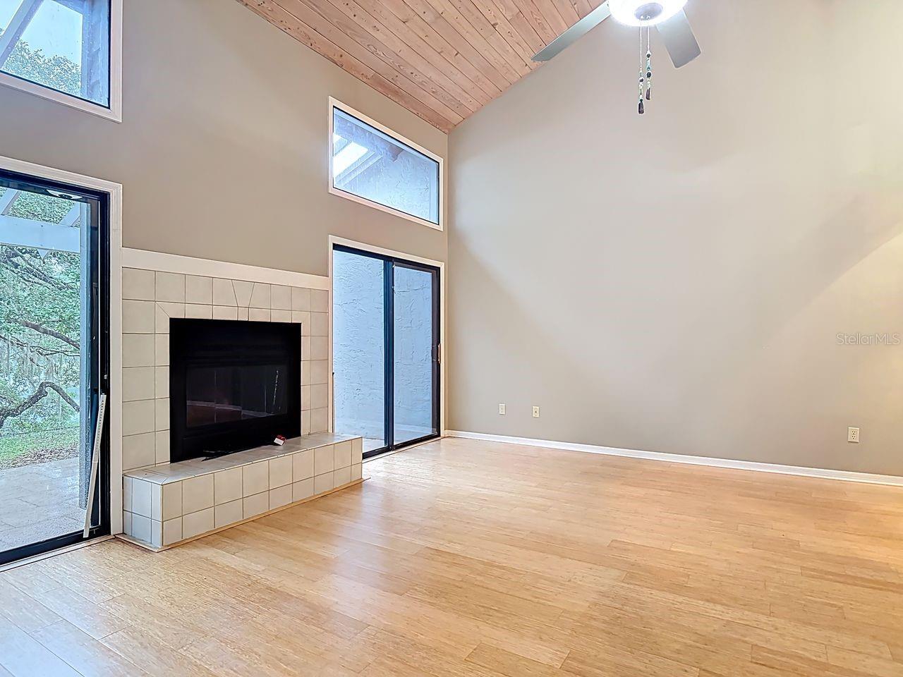 902 VILLAGE GREEN RD #2, DELAND, FL, 32720
