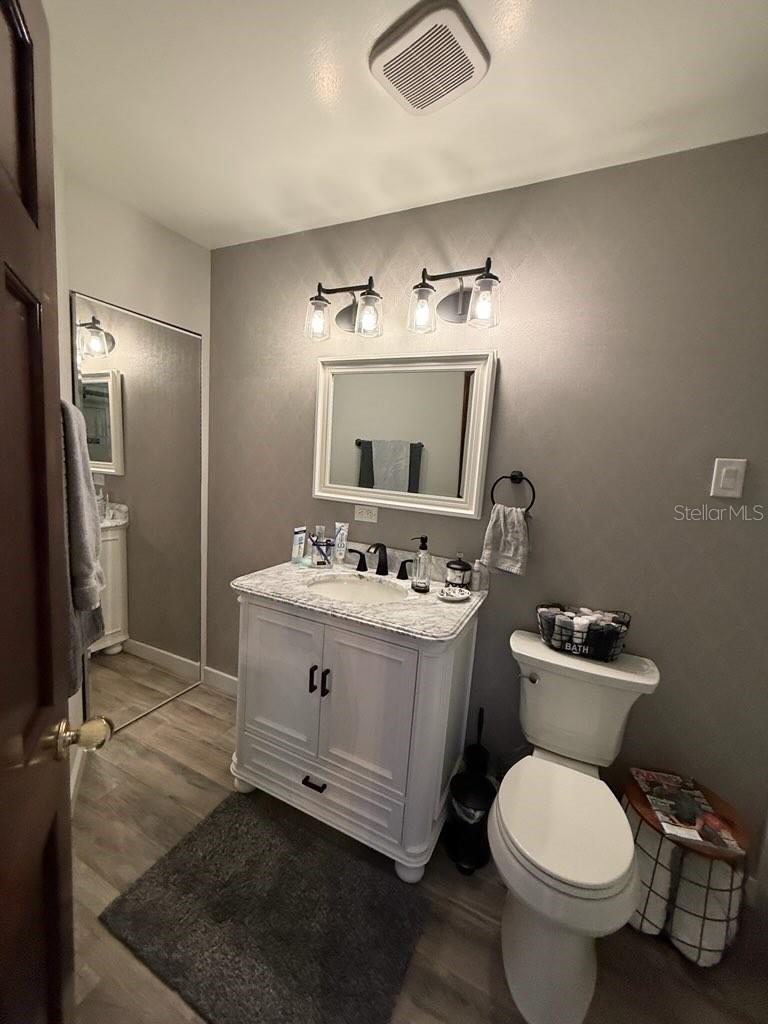 10424 LYONS AVE, LITHIA, FL, 33547