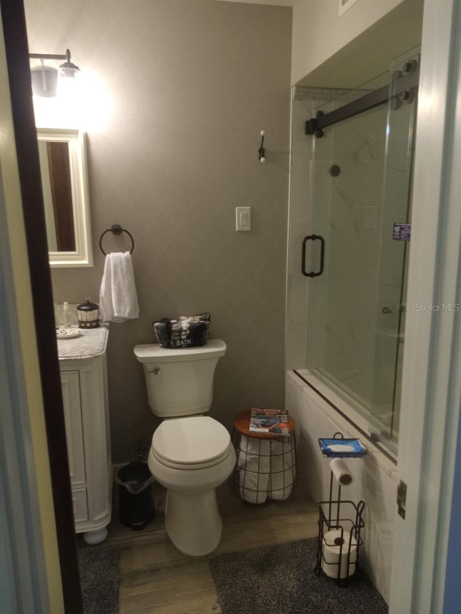 10424 LYONS AVE, LITHIA, FL, 33547