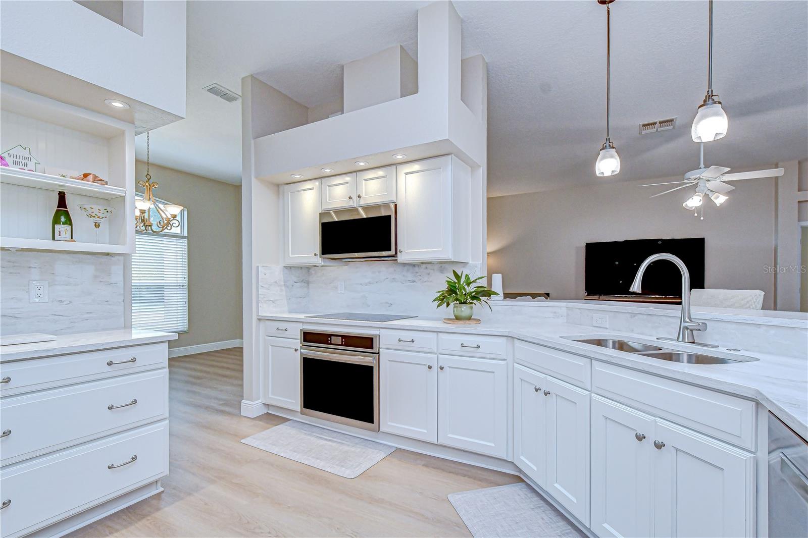 3041 COLONIAL RIDGE DR, BRANDON, FL, 33511