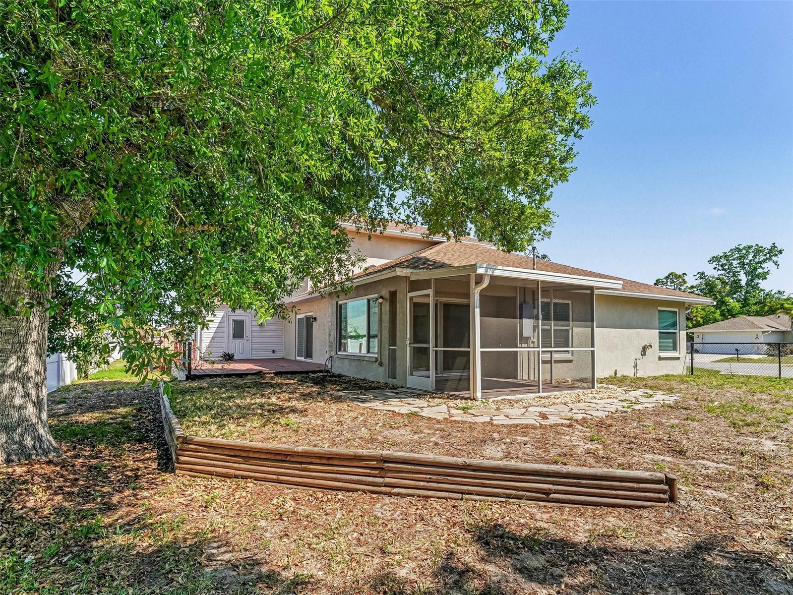 822 DIANE CIR, ENGLEWOOD, FL, 34223