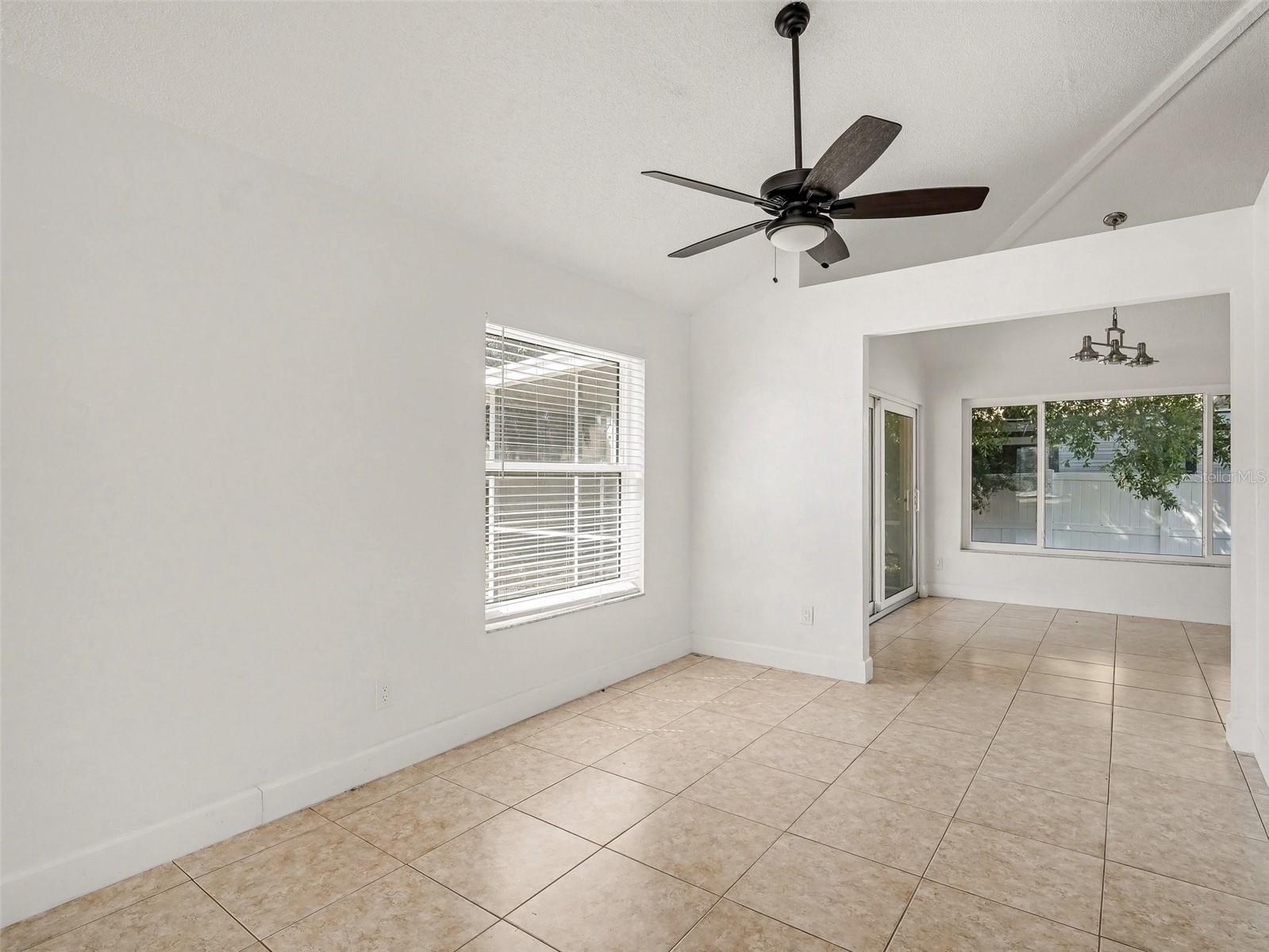 822 DIANE CIR, ENGLEWOOD, FL, 34223