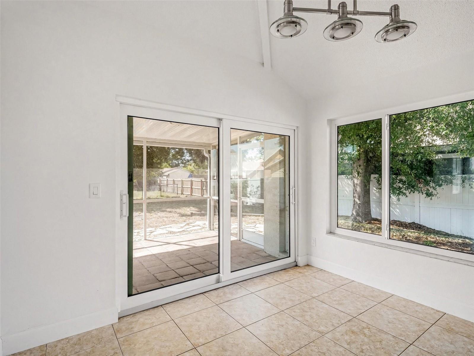 822 DIANE CIR, ENGLEWOOD, FL, 34223