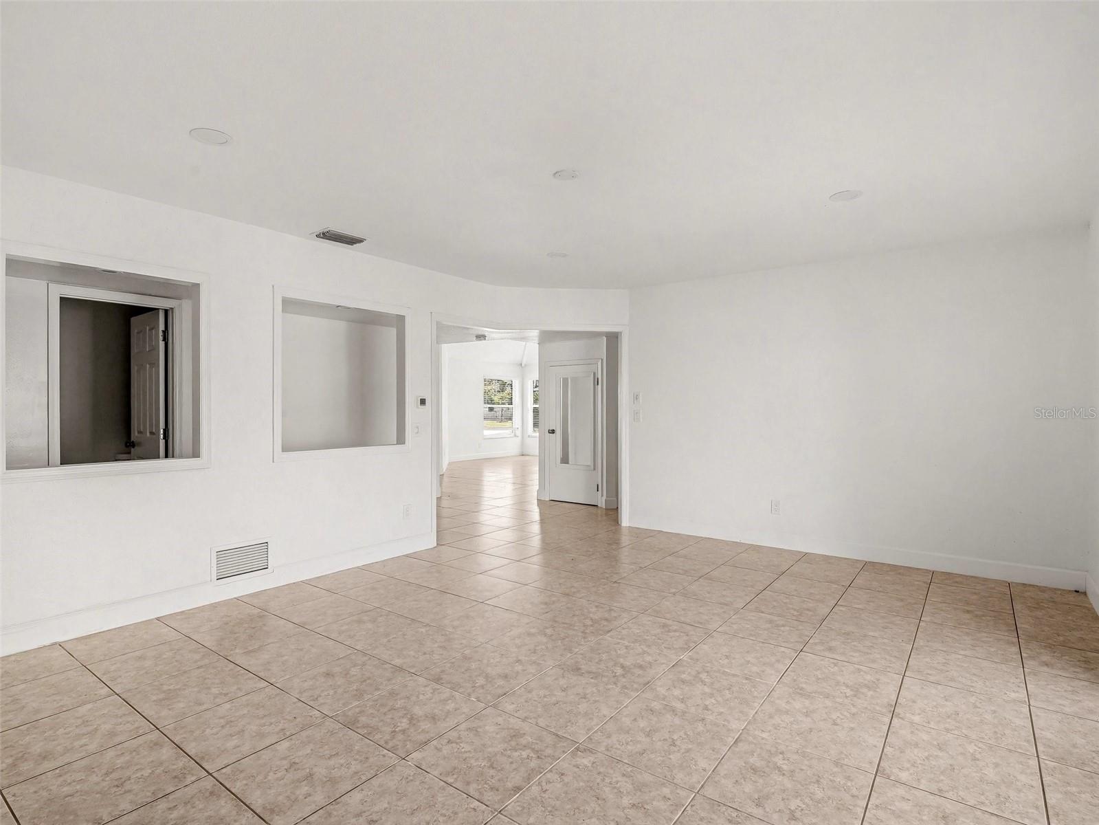 822 DIANE CIR, ENGLEWOOD, FL, 34223