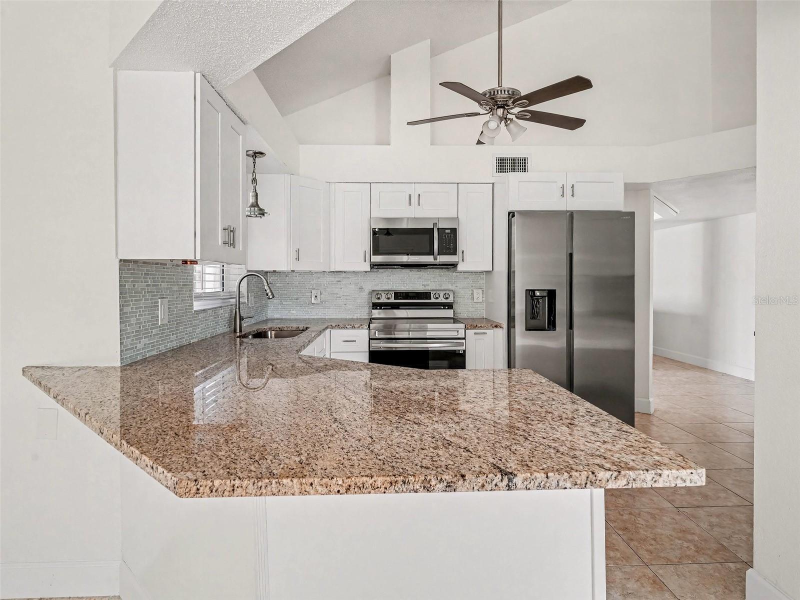 822 DIANE CIR, ENGLEWOOD, FL, 34223
