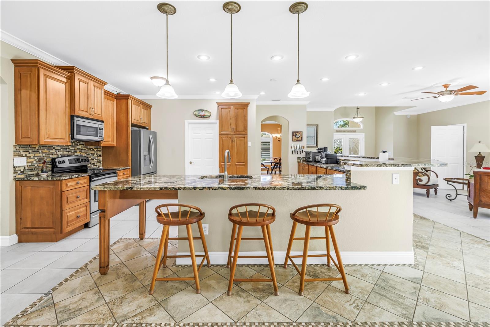 343 8TH AVE N, TIERRA VERDE, FL, 33715