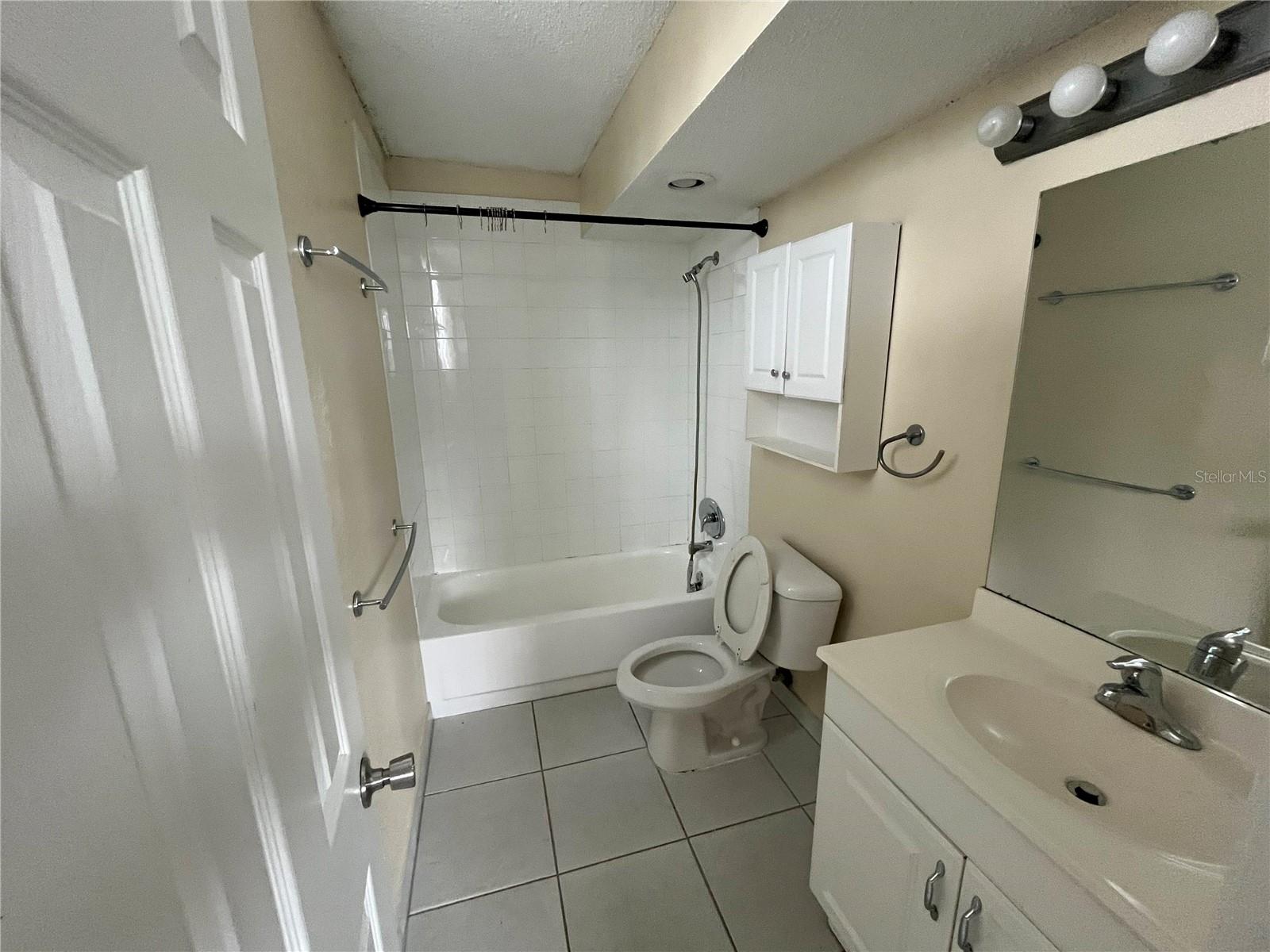 2760 COCONUT BAY LN LN #237, SARASOTA, FL, 34237