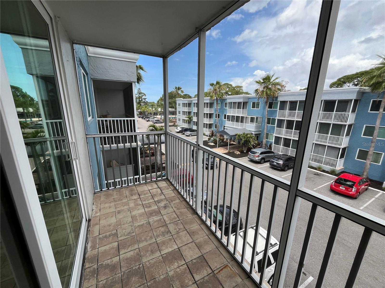 2760 COCONUT BAY LN LN #237, SARASOTA, FL, 34237
