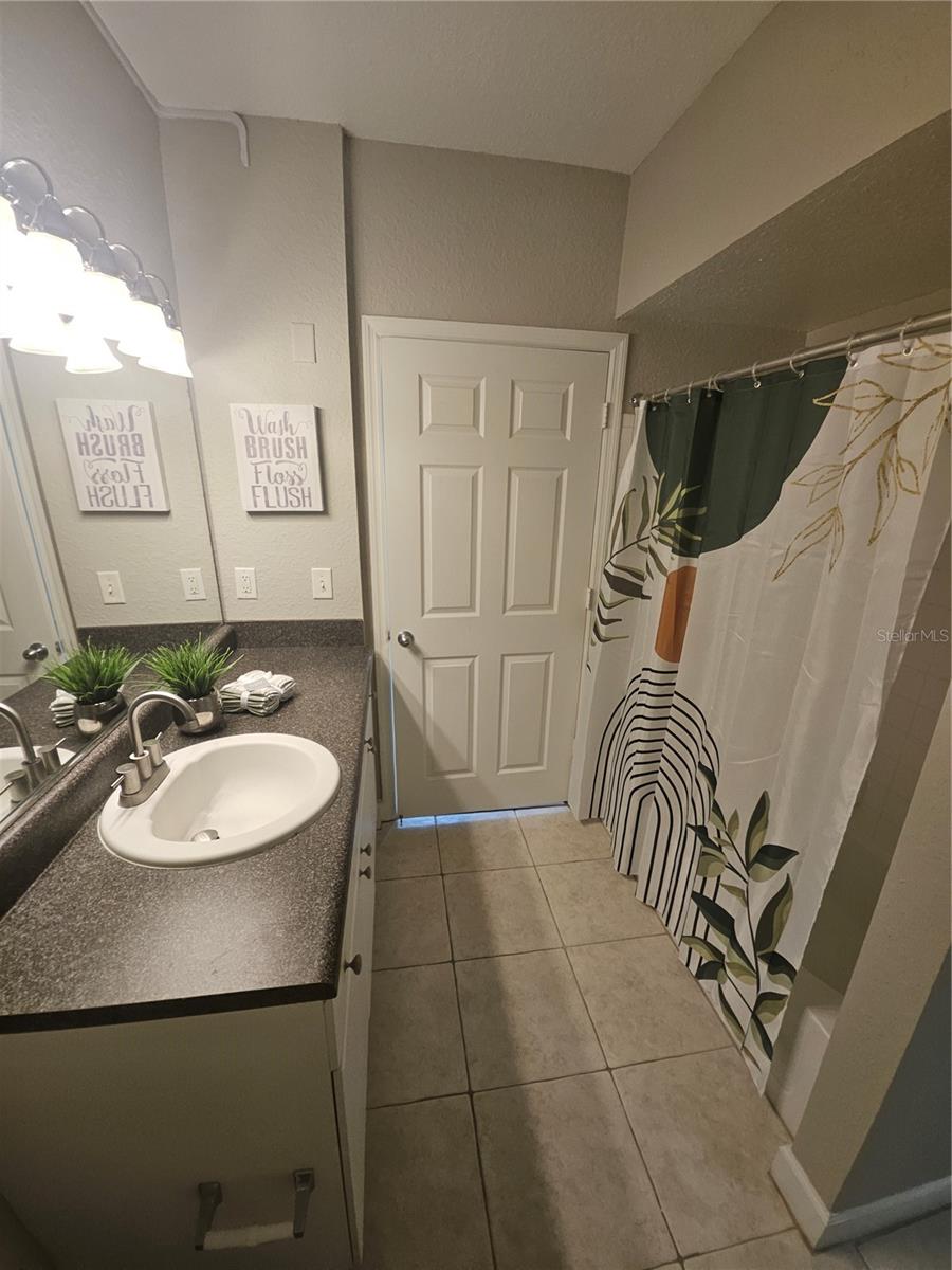 202 E SOUTH ST #4049, ORLANDO, FL, 32801