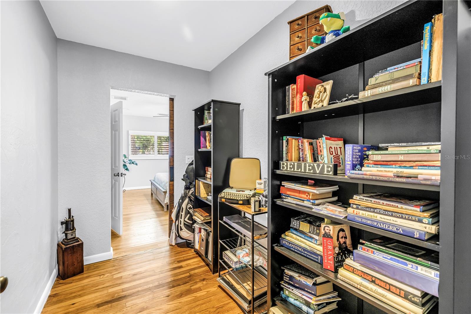 201 35TH AVE NE, ST PETERSBURG, FL, 33704