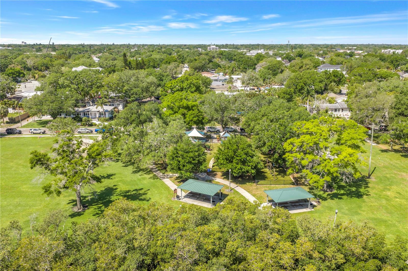 201 35TH AVE NE, ST PETERSBURG, FL, 33704