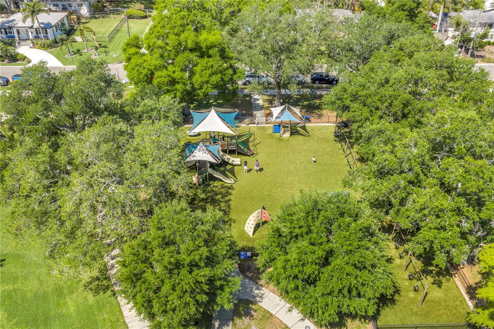 201 35TH AVE NE, ST PETERSBURG, FL, 33704