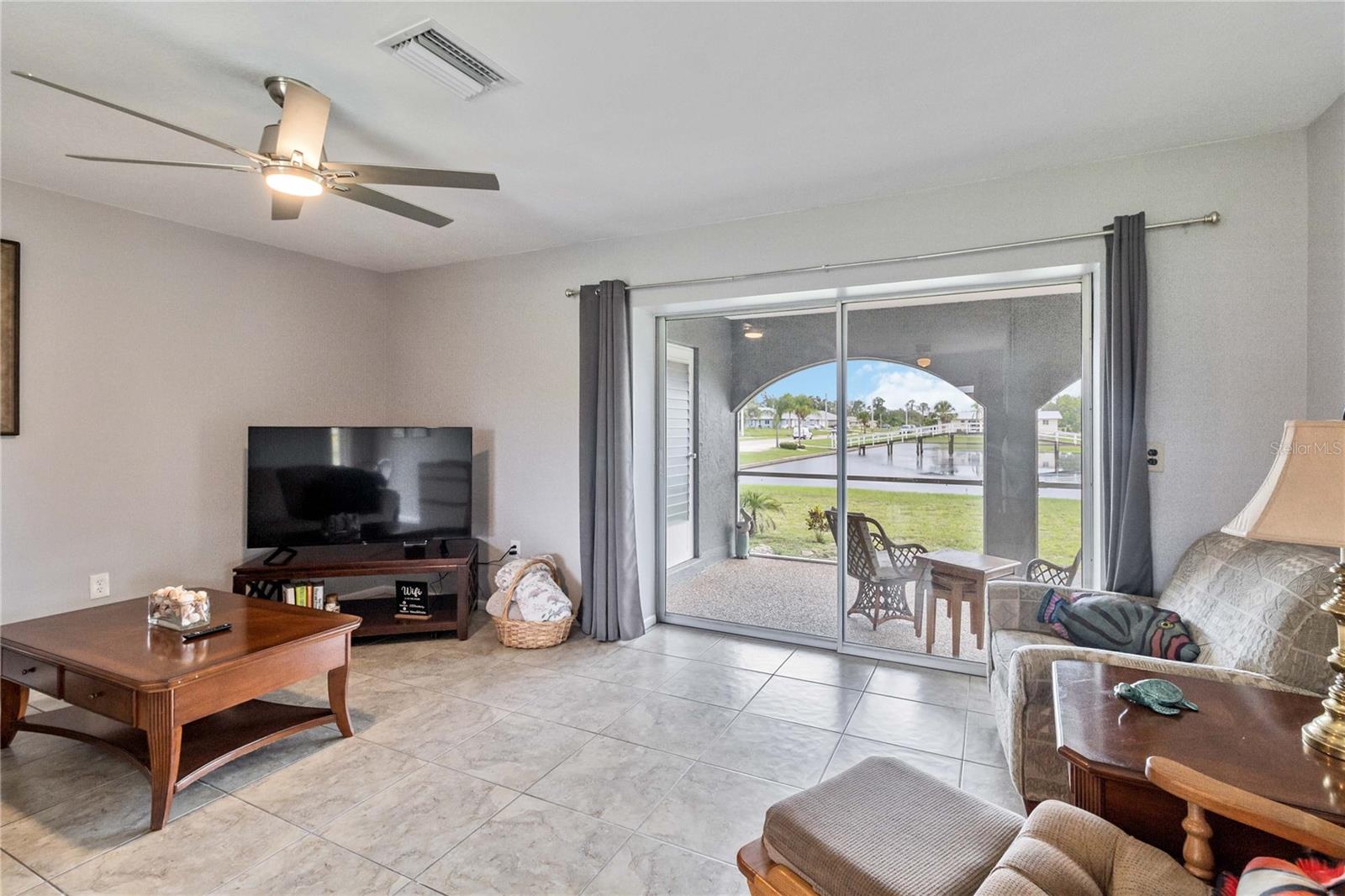 108 BOUNDARY BLVD #B, ROTONDA WEST, FL, 33947