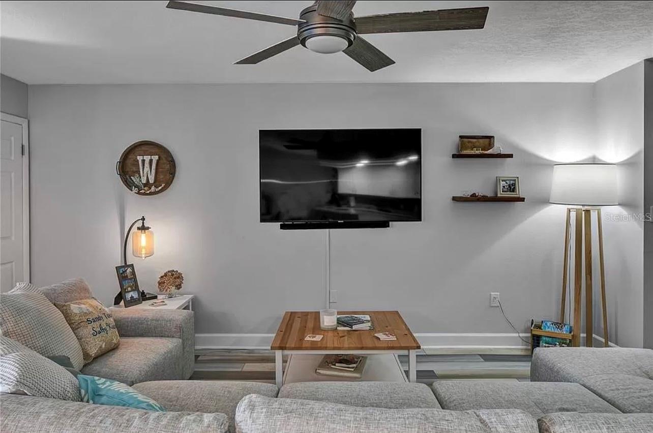 661 POINSETTIA AVE #104, CLEARWATER BEACH, FL, 33767