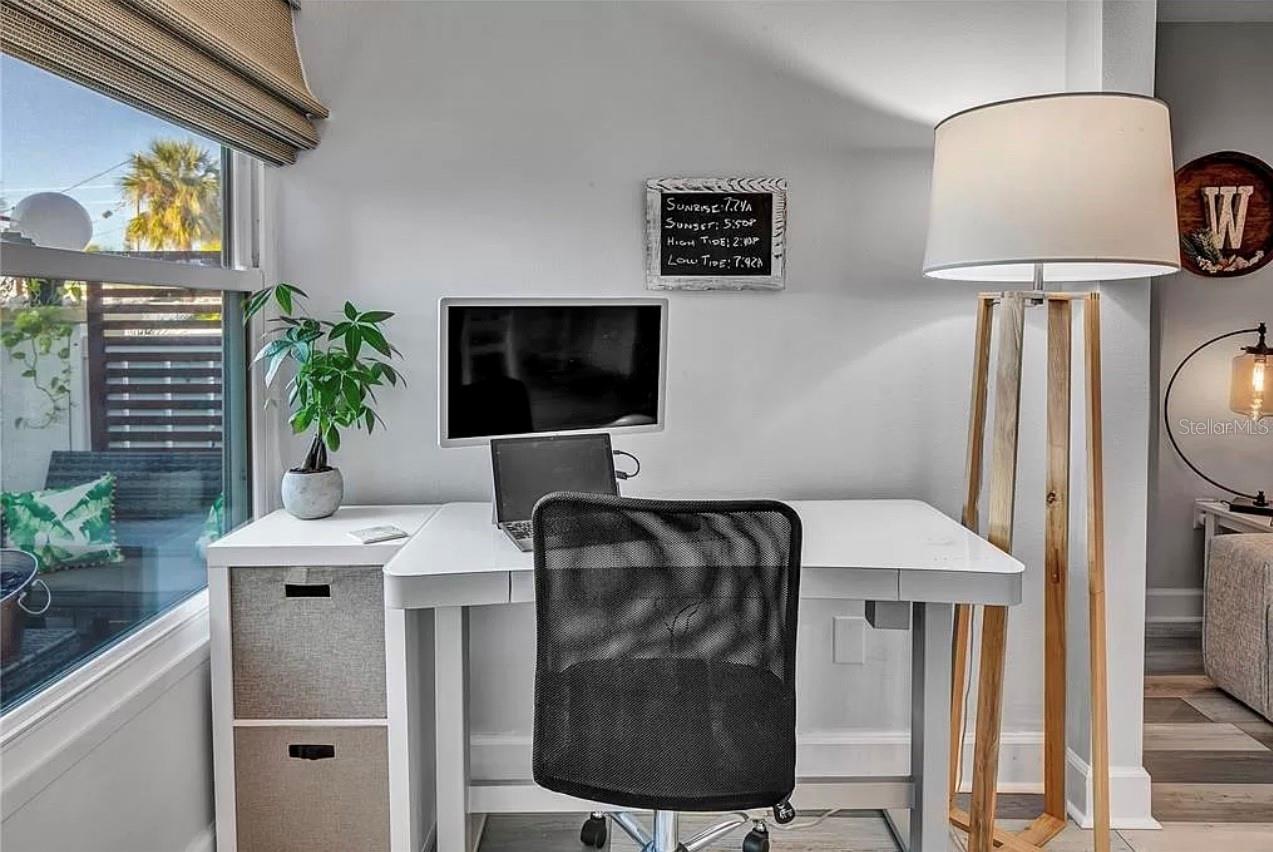 661 POINSETTIA AVE #104, CLEARWATER BEACH, FL, 33767
