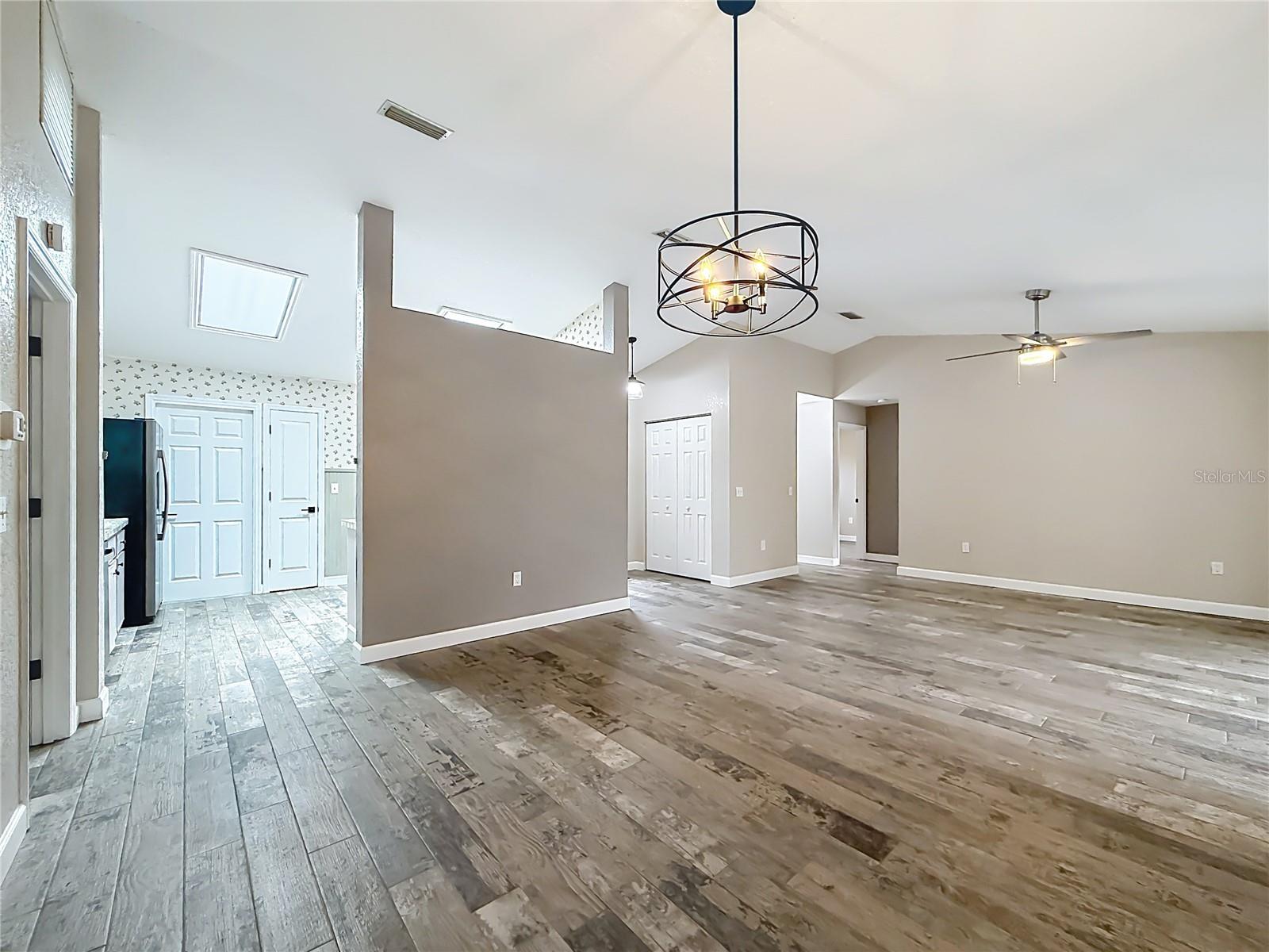 12208 WEDGEFIELD DR, GRAND ISLAND, FL, 32735