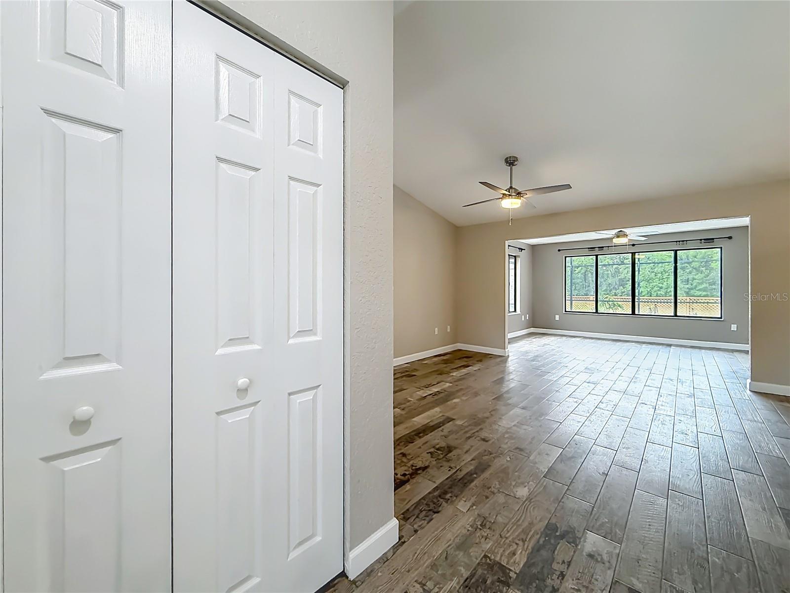 12208 WEDGEFIELD DR, GRAND ISLAND, FL, 32735