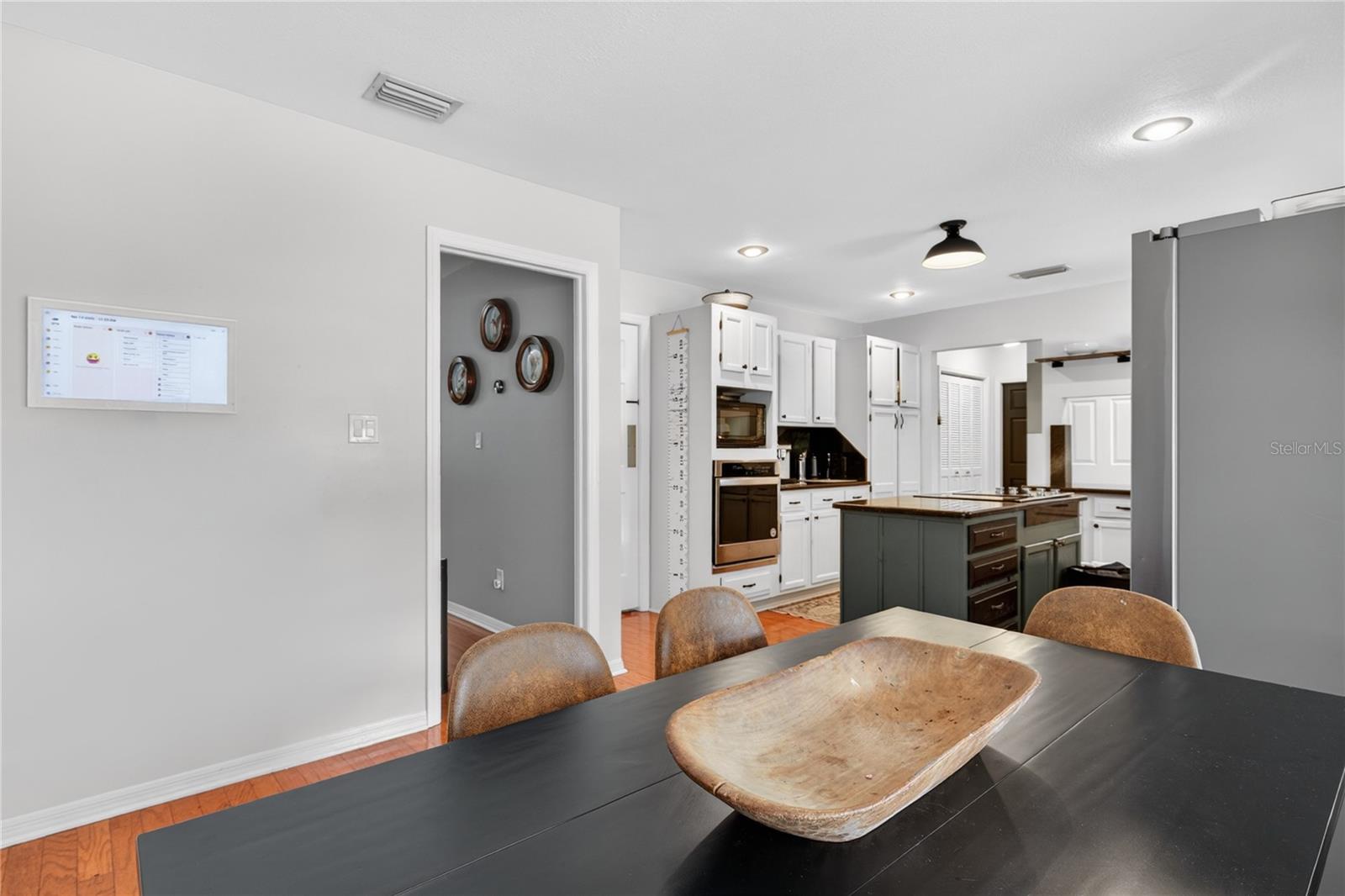 32040 CHESTNUT LN, SORRENTO, FL, 32776