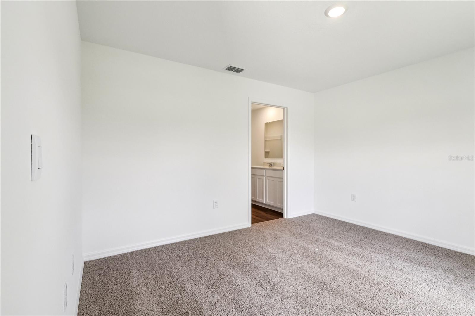 1143 AMBER WAVES CT, LAKE WALES, FL, 33859