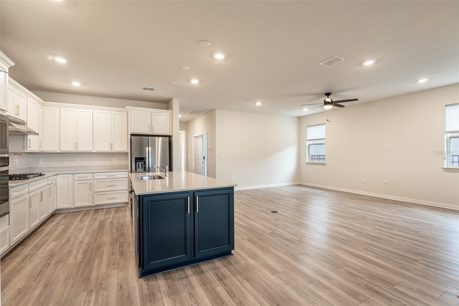 15966 WINDING BLUFF DR, MONTVERDE, FL, 34756