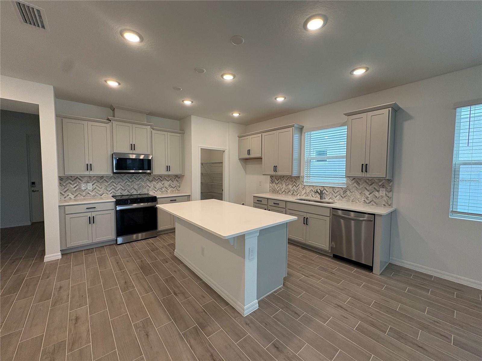 1876 COLUMBUS PATH, ST CLOUD, FL, 34771