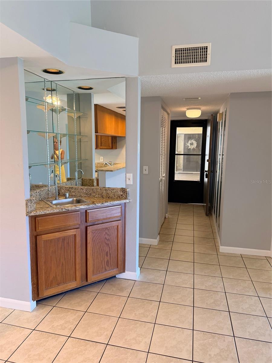 260 WOODLAKE E ##260, OLDSMAR, FL, 34677