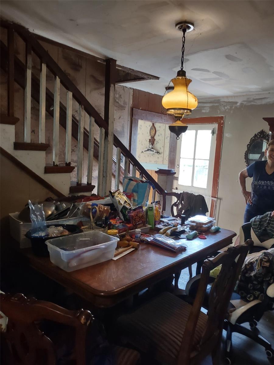 399 W 6TH ST, FROSTPROOF, FL, 33843