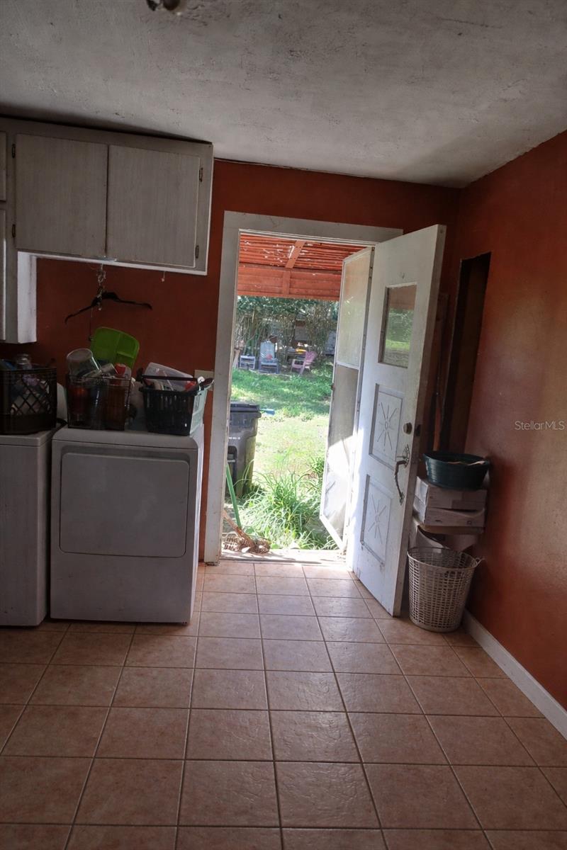 399 W 6TH ST, FROSTPROOF, FL, 33843
