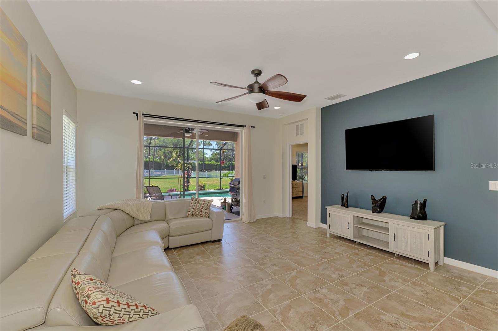 1526 WESTOVER AVE, PARRISH, FL, 34219