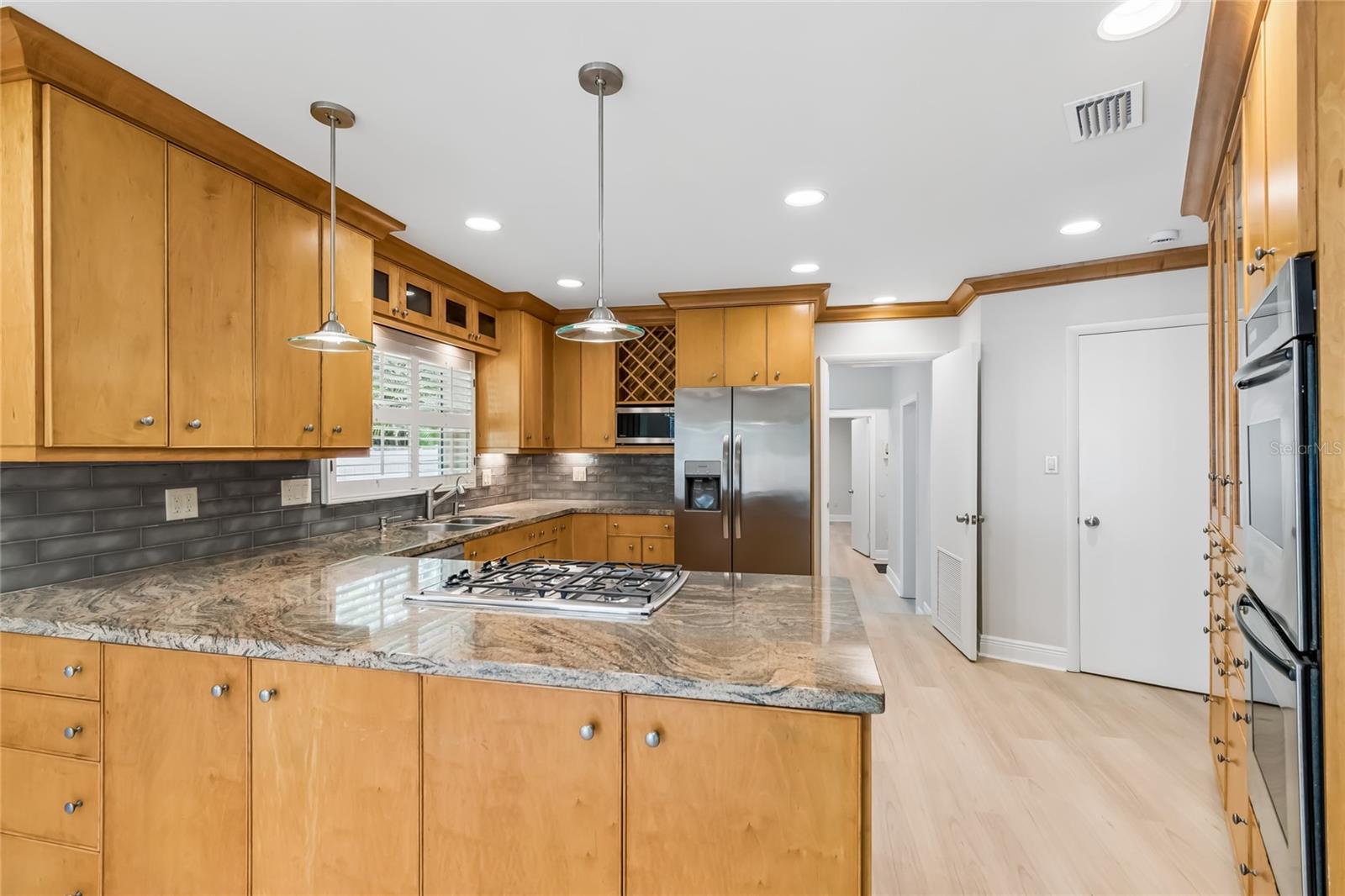 99 LADOGA AVE, TAMPA, FL, 33606