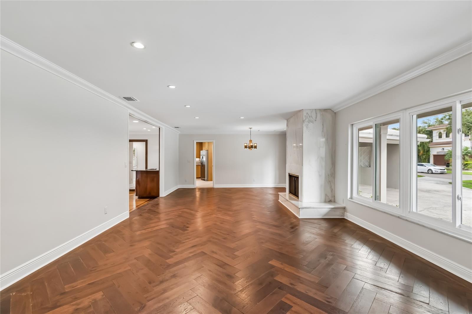 99 LADOGA AVE, TAMPA, FL, 33606