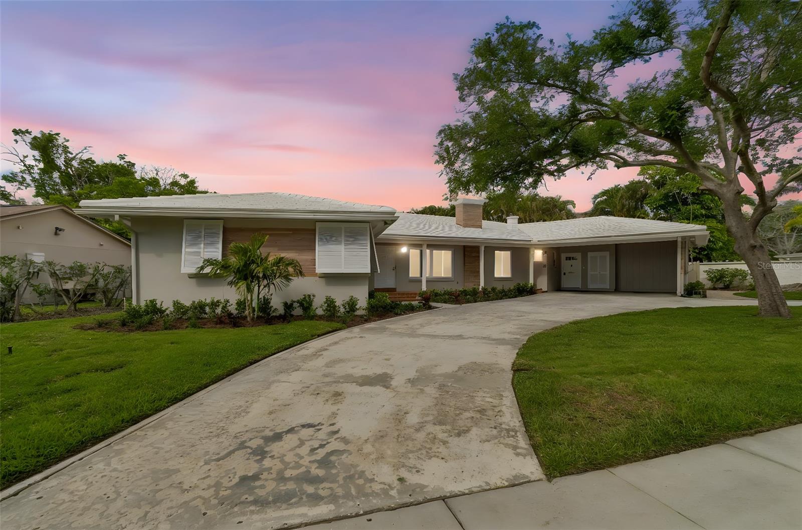 99 LADOGA AVE, TAMPA, FL, 33606