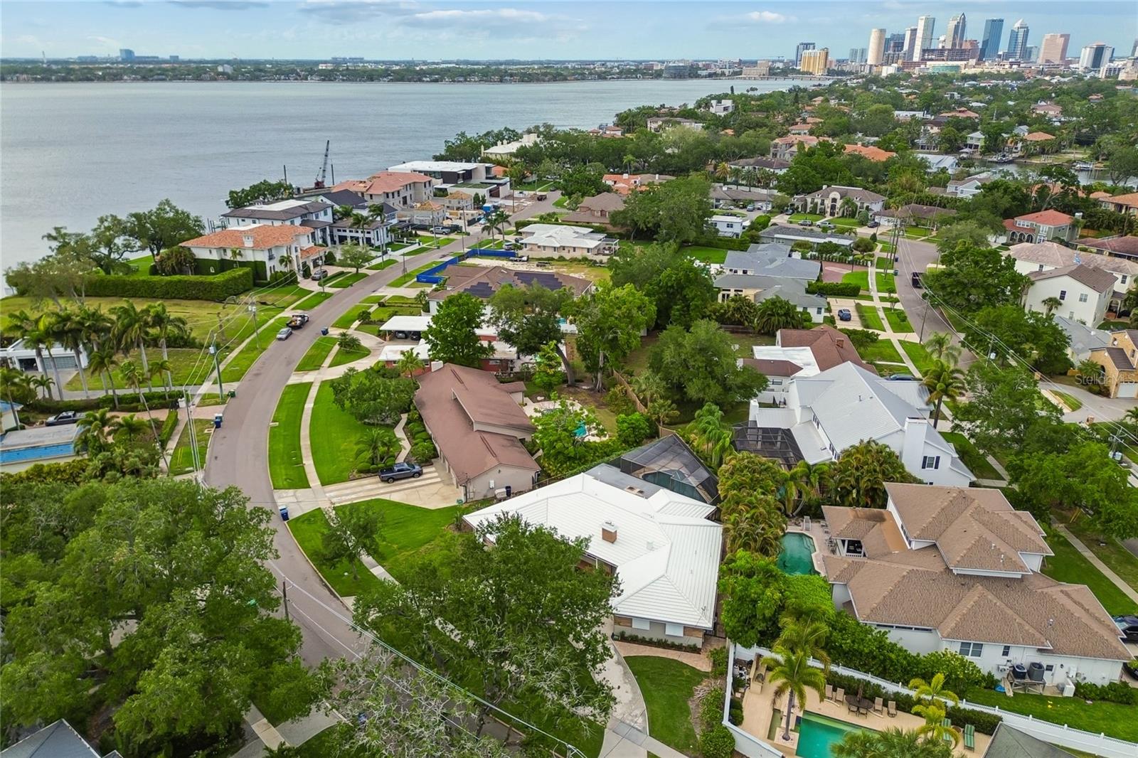 99 LADOGA AVE, TAMPA, FL, 33606