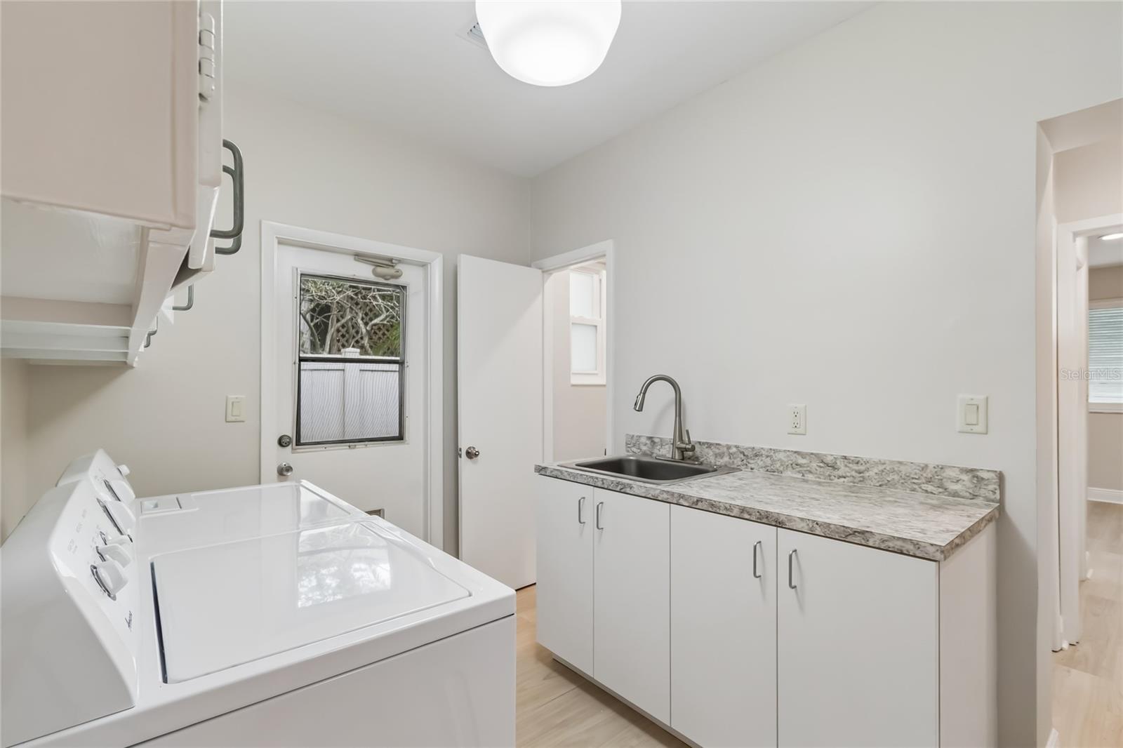 99 LADOGA AVE, TAMPA, FL, 33606