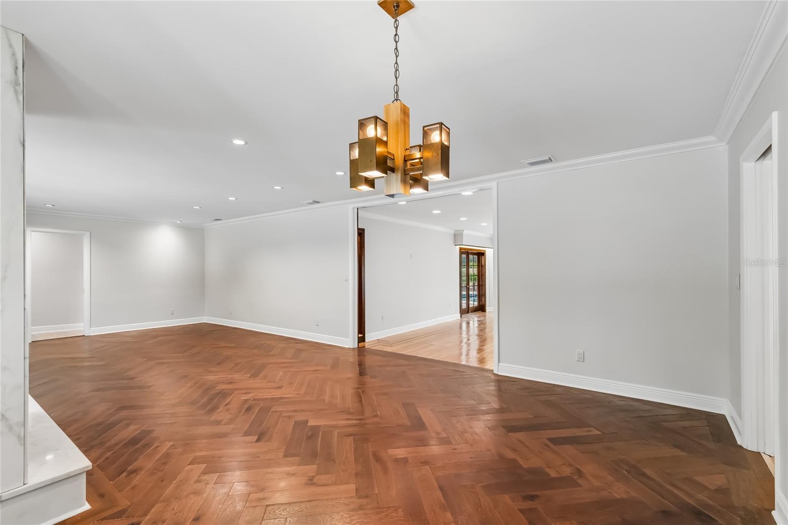 99 LADOGA AVE, TAMPA, FL, 33606