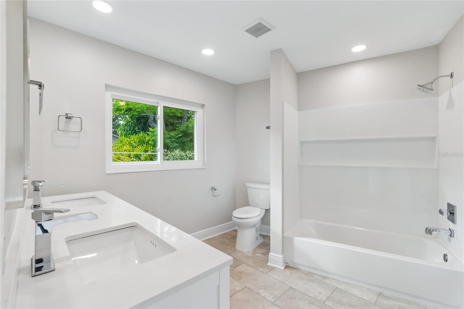 99 LADOGA AVE, TAMPA, FL, 33606