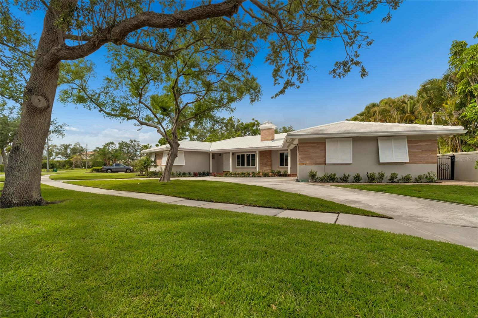 99 LADOGA AVE, TAMPA, FL, 33606