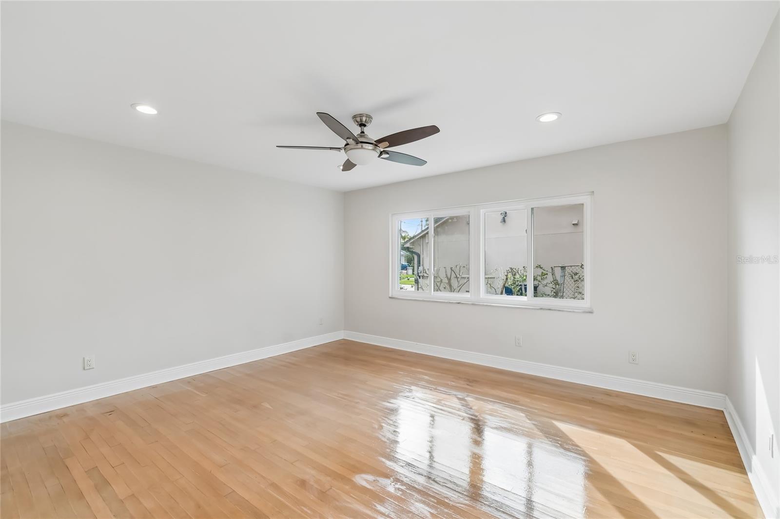 99 LADOGA AVE, TAMPA, FL, 33606