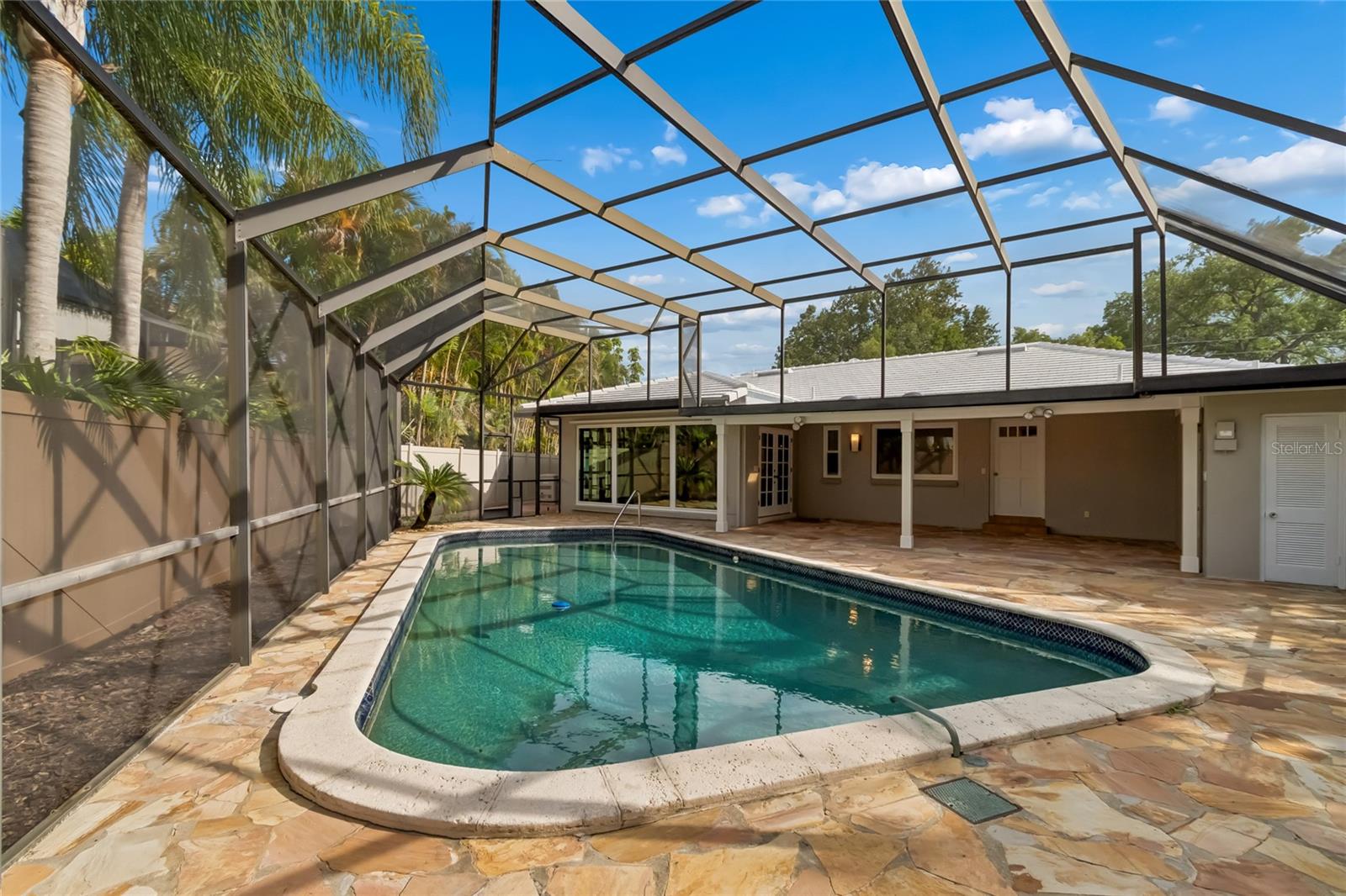 99 LADOGA AVE, TAMPA, FL, 33606