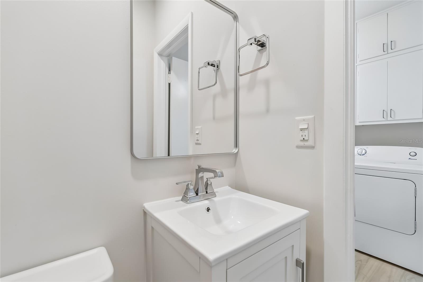 99 LADOGA AVE, TAMPA, FL, 33606