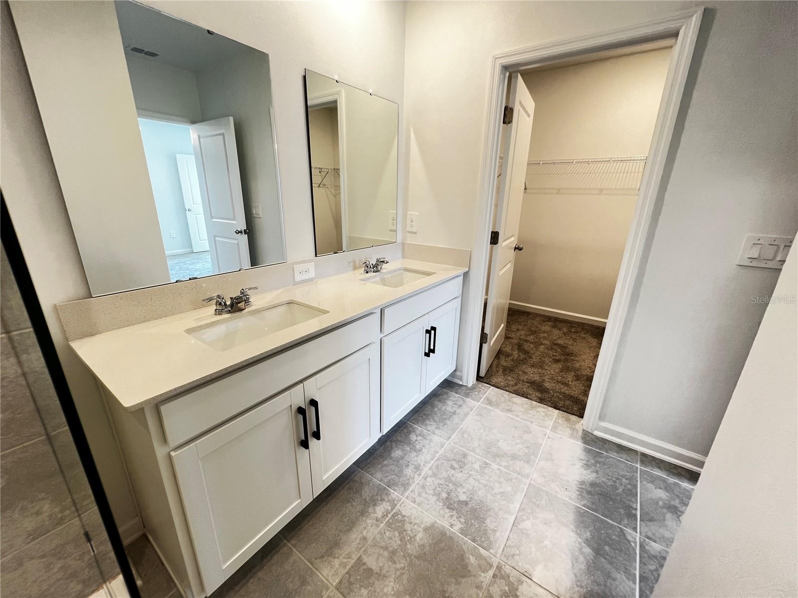 2010 PUNCH BOWL AVE, DAVENPORT, FL, 33837