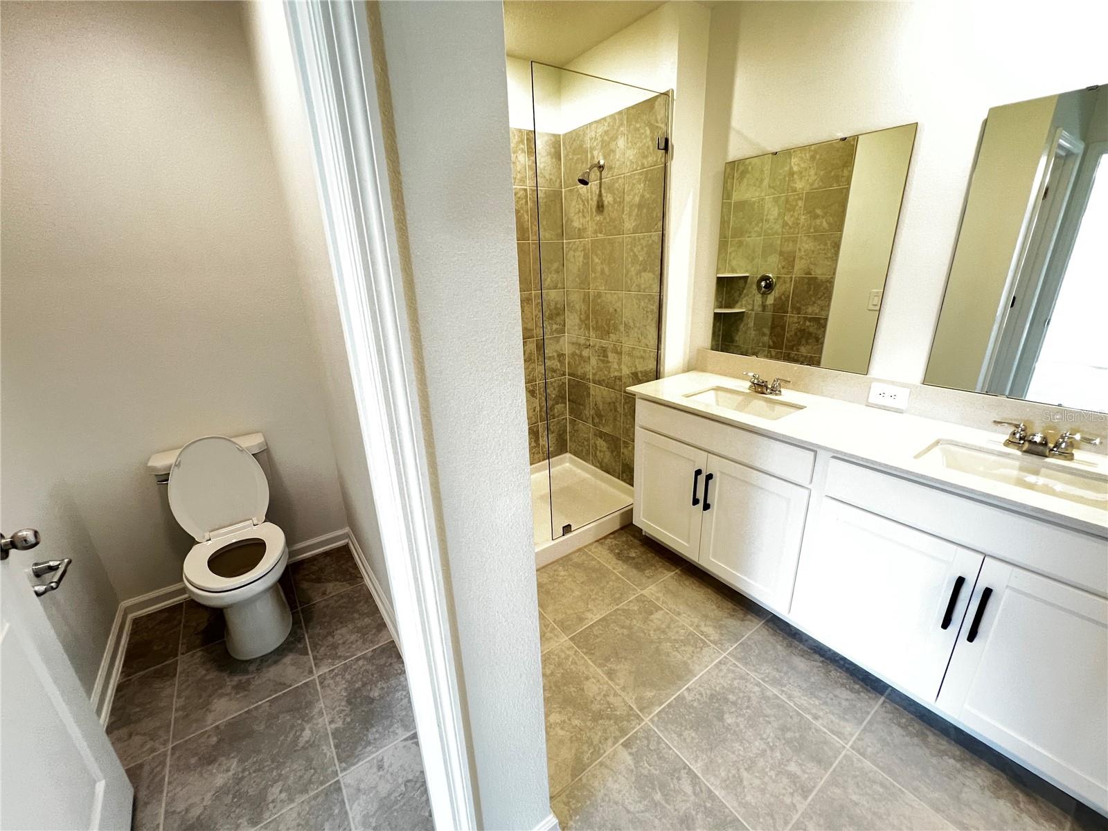 2010 PUNCH BOWL AVE, DAVENPORT, FL, 33837
