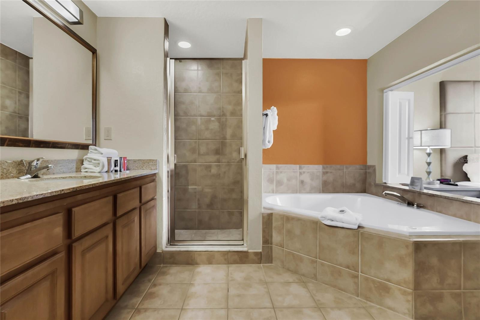 12527 FLORIDAYS RESORT DR #511E, ORLANDO, FL, 32821