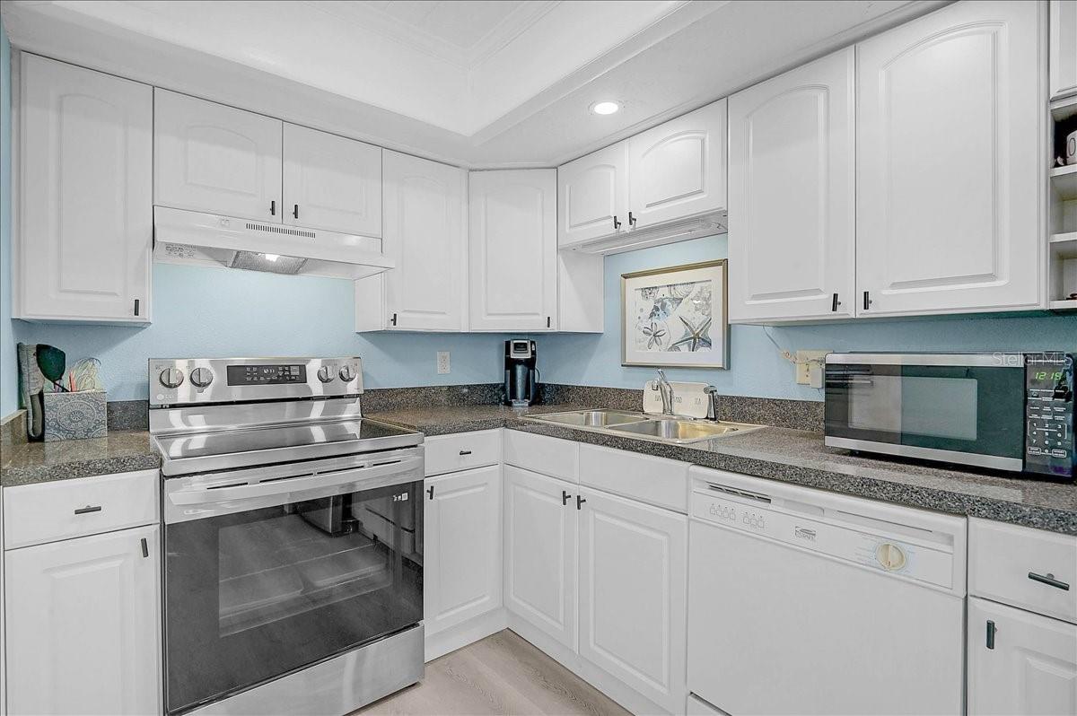 2222 ORANGE BLOSSOM LN #2222, BRADENTON, FL, 34207
