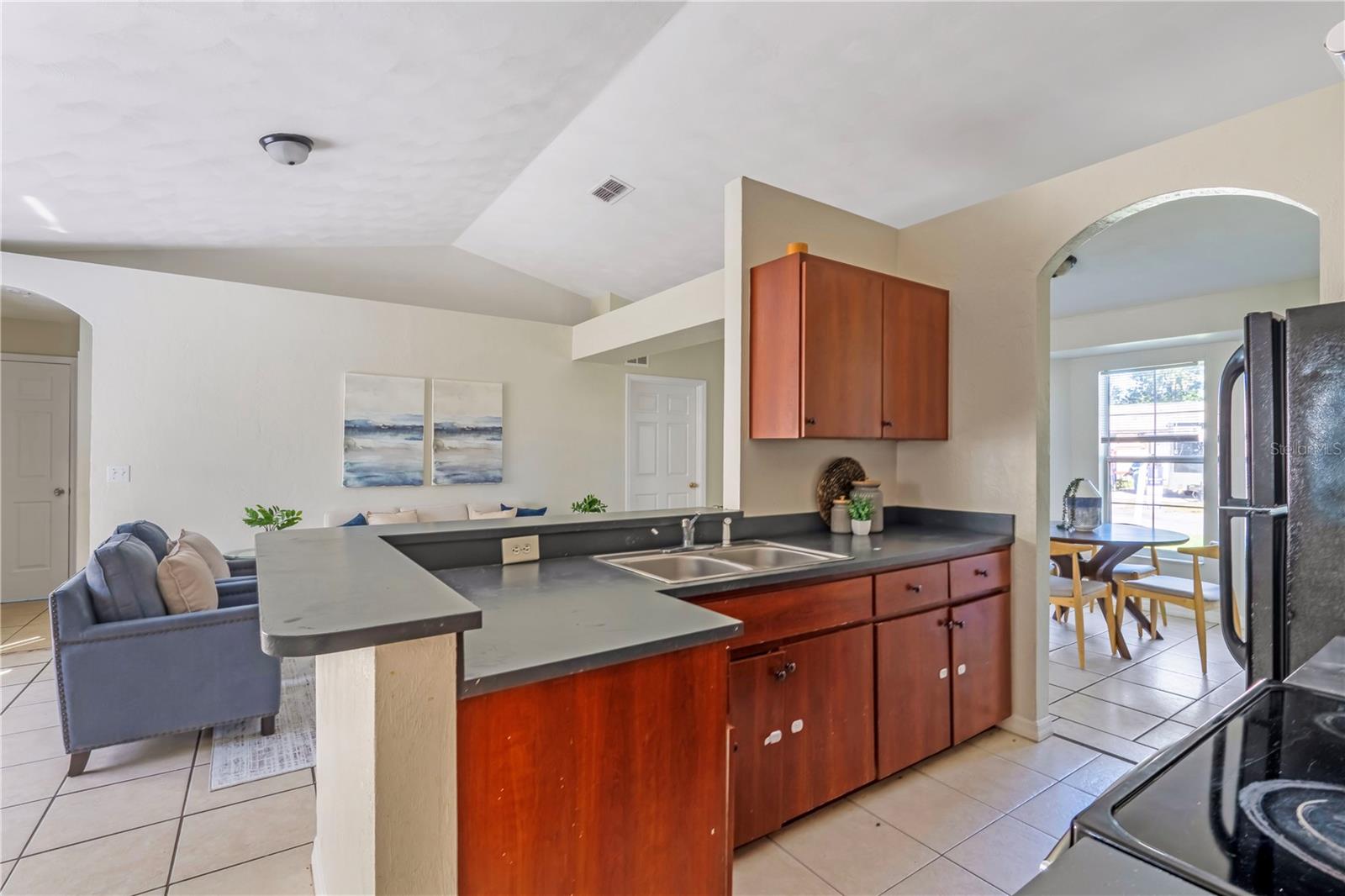 816 GROVE AVE, DAYTONA BEACH, FL, 32117