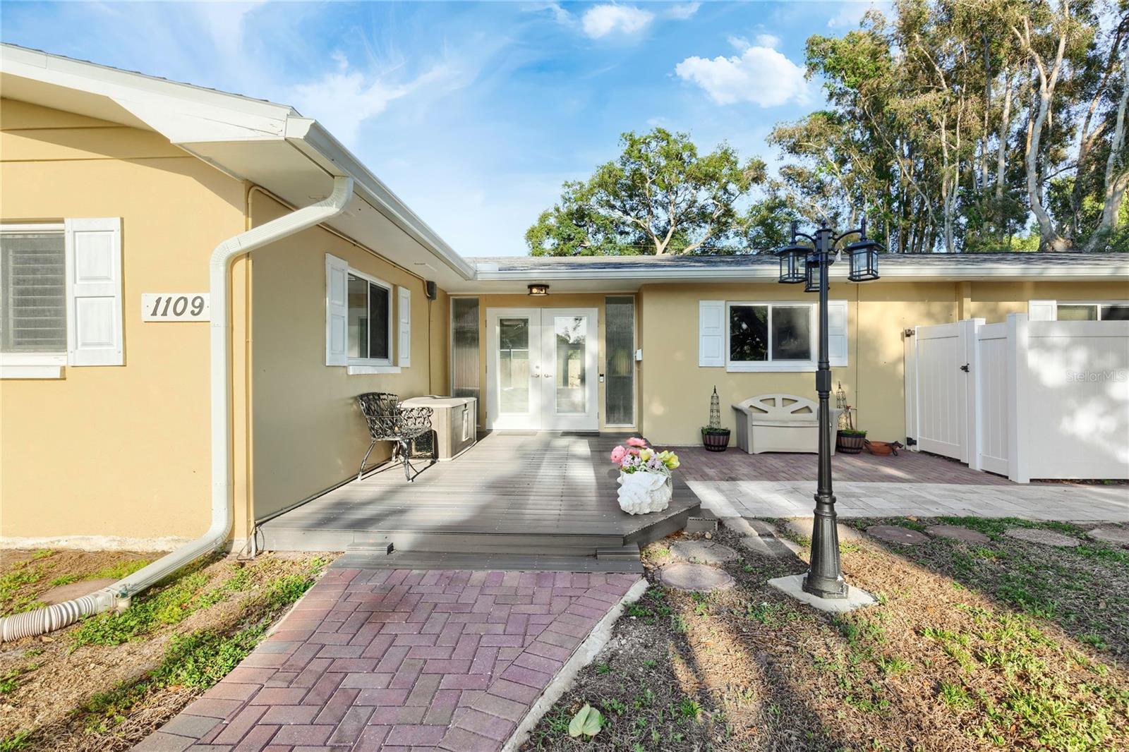 1109 S SAN REMO AVE, CLEARWATER, FL, 33756