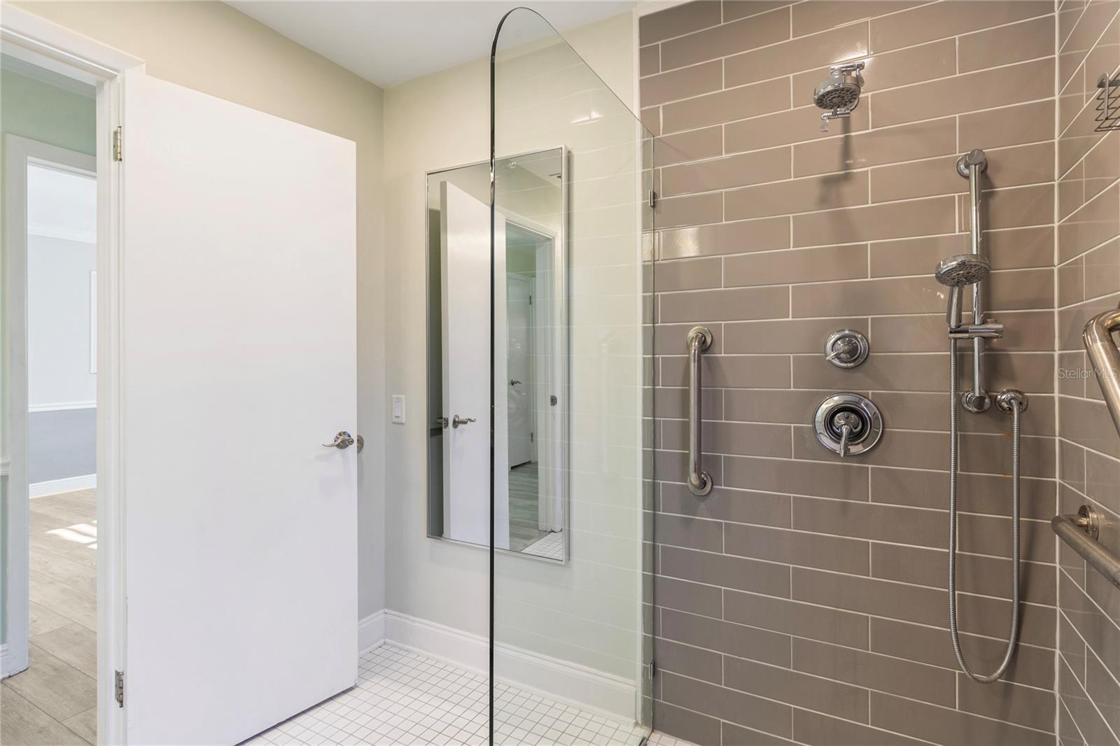 1109 S SAN REMO AVE, CLEARWATER, FL, 33756