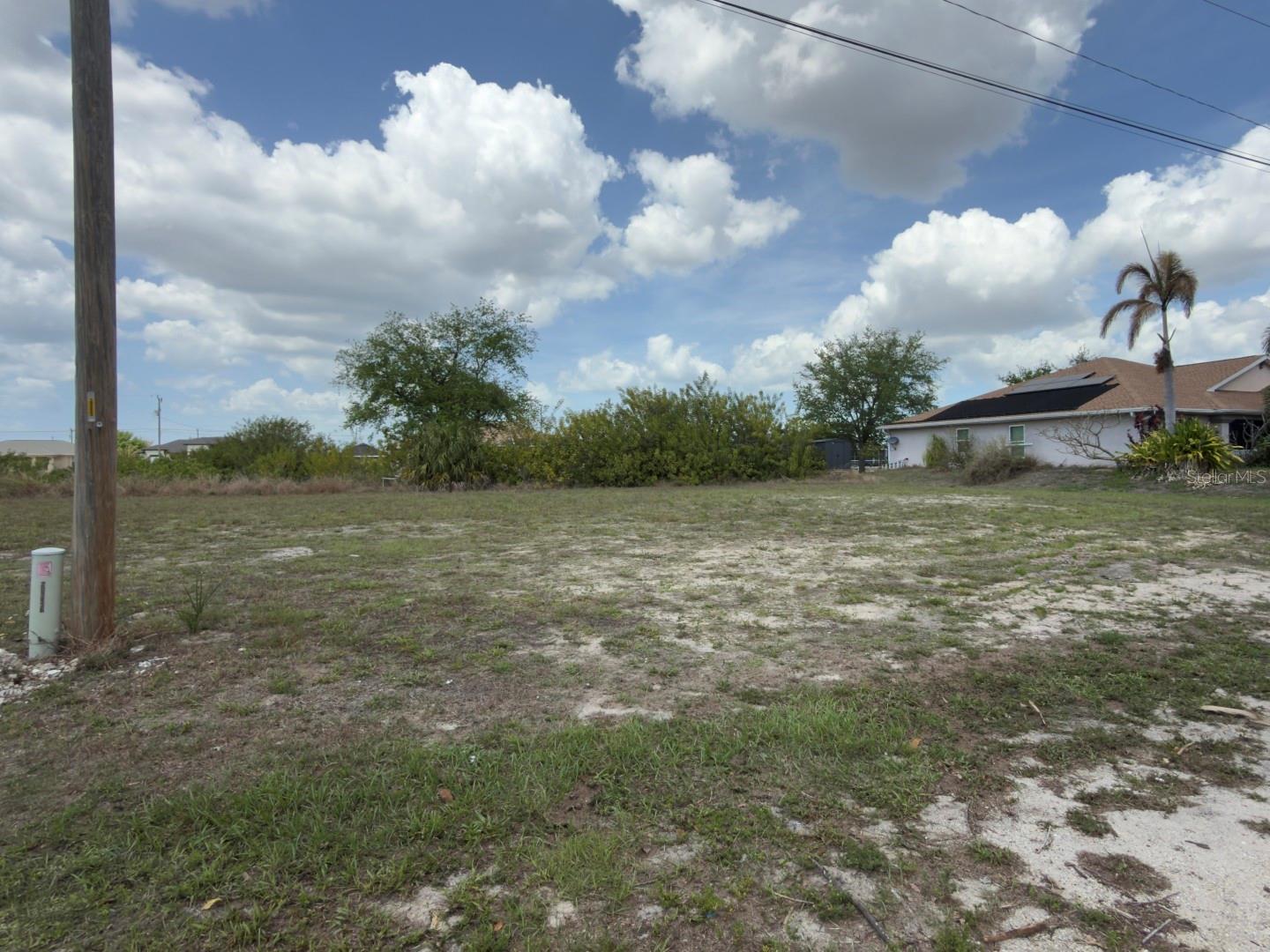2206 NE 1ST PL, CAPE CORAL, FL, 33909
