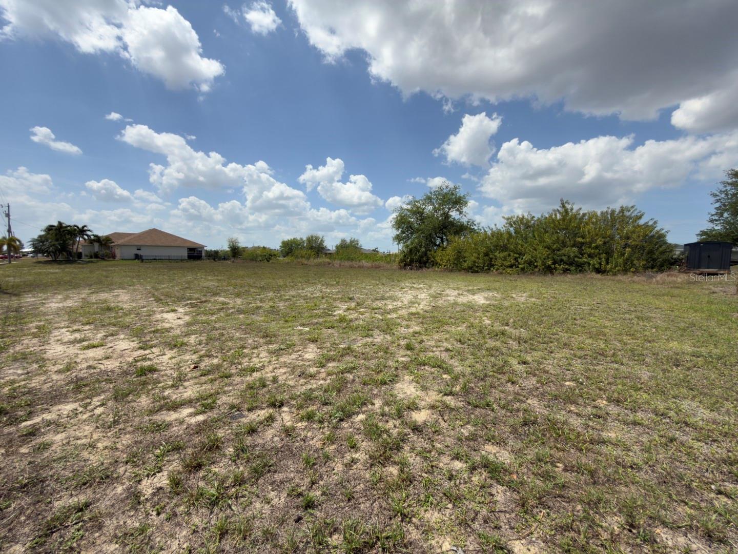 2206 NE 1ST PL, CAPE CORAL, FL, 33909
